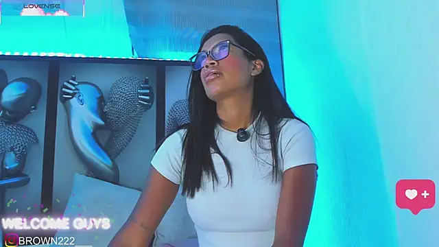 Snapshot of _naomibrown_ chatting on 27, 9, 2025 naomibrown online show from 27, 9, 2025