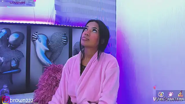  naomibrown  online show from 20, 11, 2025