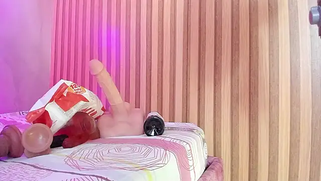 violet taylor  online show from 23, 2, 2026