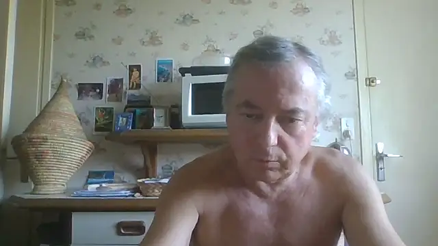 Snapshot of gegevincent chatting on 12, 6, 2026 gegevincent online show from 12, 6, 2026