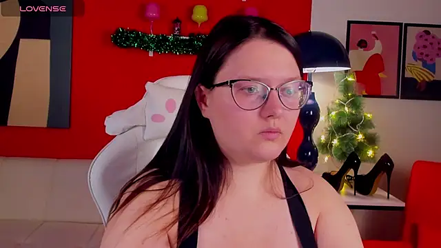 HelenDanvers online show from 16, 12, 2025