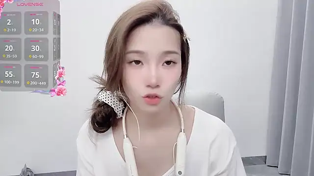 Snapshot of yuyu_77 chatting on 14, 9, 2025 yuyu 77 online show from 14, 9, 2025