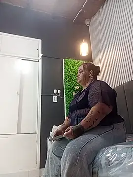 OneLustyBBW online show from 25, 4, 2026