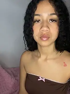 jadee8 online show from 16, 3, 2026