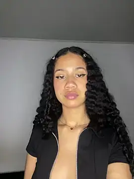 jadee8 online show from 2, 4, 2026