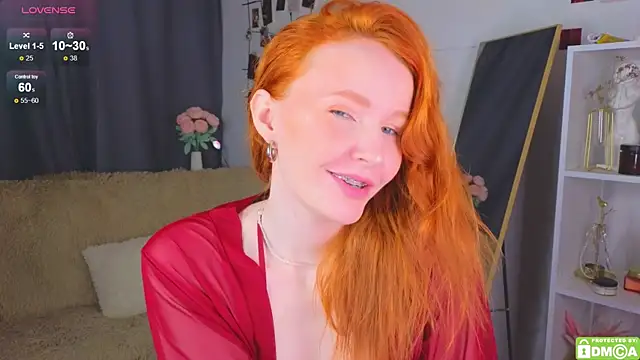 Snapshot of JoyceJones chatting on 20, 9, 2025 JoyceJones online show from 20, 9, 2025
