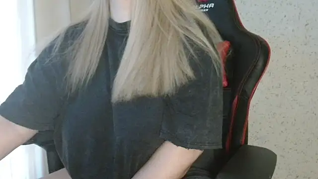 Miaxfox online show from 17, 2, 2026