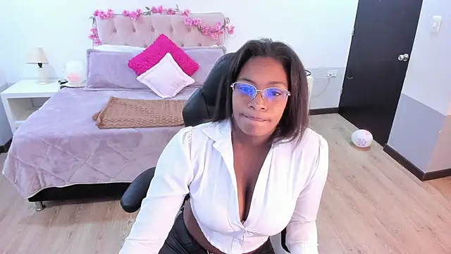 ebony fantasy2 online show from 28, 10, 2025