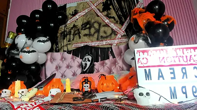 Snapshot of Mindy_19 chatting on 22, 10, 2025 Mindy 19 online show from 22, 10, 2025