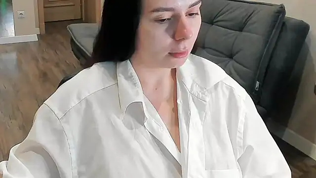 Snapshot of Di_na_Bell chatting on 18, 6, 2026 Di na Bell online show from 18, 6, 2026