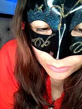 HotLaurha online show from 7, 10, 2025