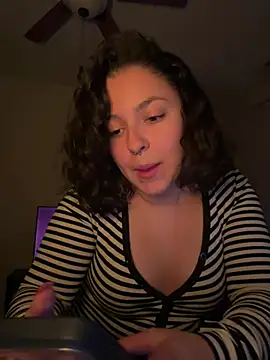 Snapshot of babykalirose chatting on 28, 2, 2026 babykalirose online show from 28, 2, 2026