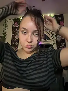Snapshot of babykalirose chatting on 5, 6, 2026 babykalirose online show from 5, 6, 2026