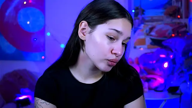 KimClarks  online show from 20, 9, 2025