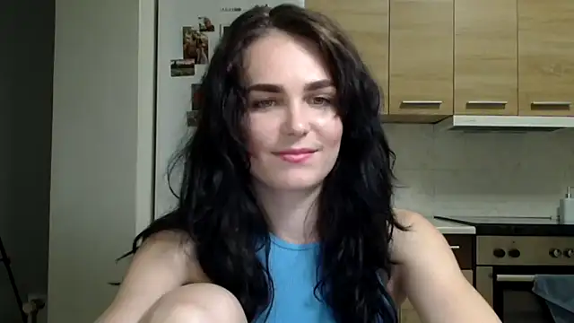 Snapshot of Silviaa_a chatting on 18, 9, 2025 Silviaa a online show from 18, 9, 2025