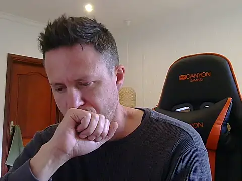 Snapshot of TroyDieselXXX chatting on 7, 5, 2026 TroyDieselXXX online show from 7, 5, 2026