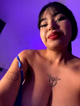 lucialauper  online show from 19, 10, 2025