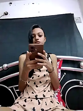 Your-Kitkat online show from 8, 10, 2025