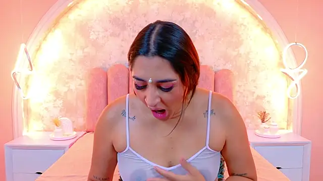 JasmineRhodes online show from 30, 10, 2025