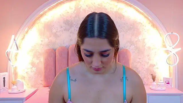 JasmineRhodes online show from 15, 1, 2026