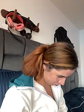 AllieYourGirl online show from 5, 12, 2025