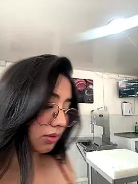 Michelle Zoe online show from 21, 10, 2025