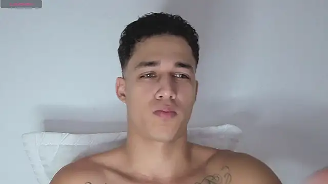 Snapshot of orionblaze69_ chatting on 4, 10, 2025 orionblaze69 online show from 4, 10, 2025