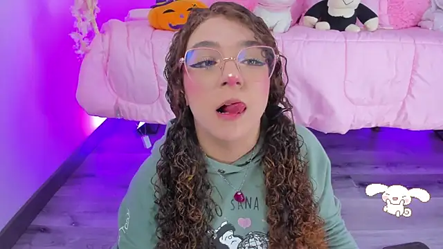 hannacutegod online show from 3, 10, 2025