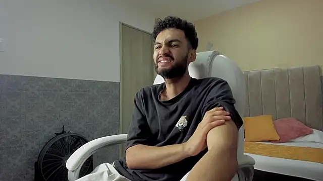 Ryan Jackson  online show from 30, 9, 2025