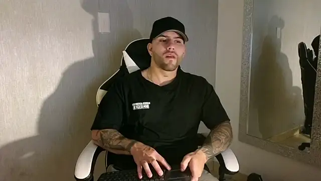 Ades Lowe online show from 27, 9, 2025