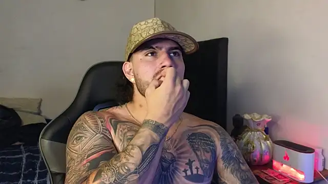 Ades Lowe online show from 29, 4, 2026