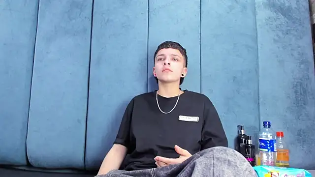 Megan Thompson  online show from 20, 3, 2026