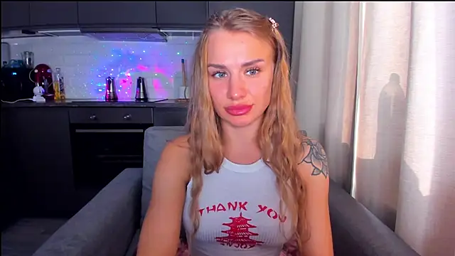 Snapshot of MashaFromRussia__ chatting on 14, 9, 2025 MashaFromRussia online show from 14, 9, 2025