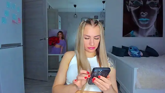 MashaFromRussia   online show from 12, 11, 2025