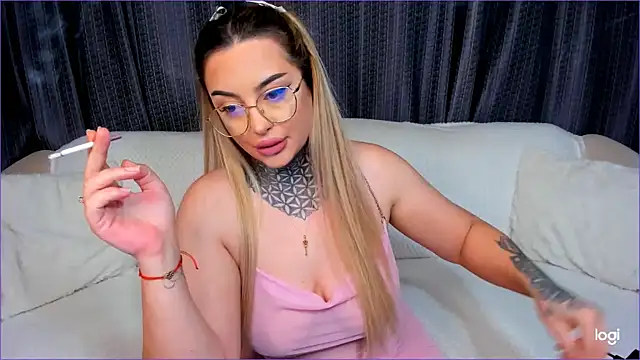 Bom Bon1 online show from 18, 11, 2025