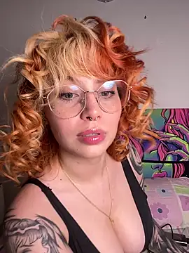 YunoRose  online show from 23, 10, 2025