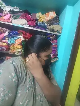 Villageanuty online show from 13, 5, 2026