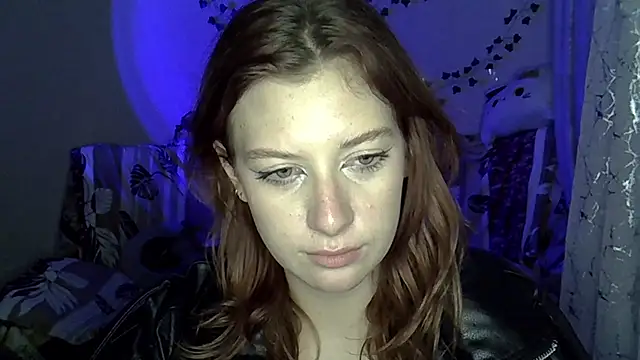 Lily Ember online show from 2, 12, 2025