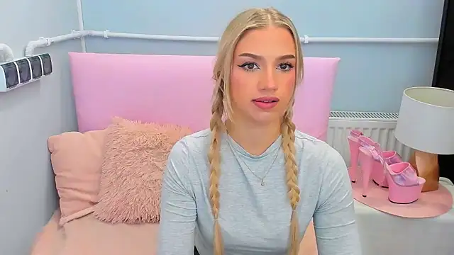 EvetteRose online show from 28, 10, 2025