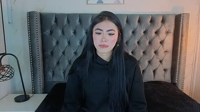 Anya Belth online show from 17, 4, 2026