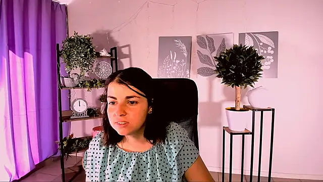 MartaEdams online show from 9, 6, 2026