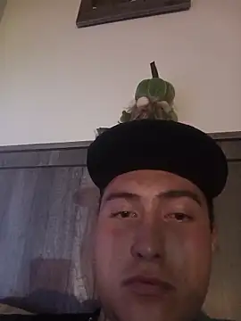 Snapshot of MVRTXN013 chatting on 16, 11, 2025 MVRTXN013 online show from 16, 11, 2025