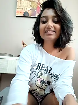 littlemissdevil69 online show from 28, 10, 2025