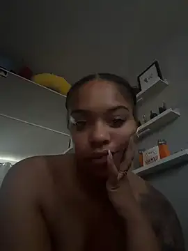 Snapshot of Regina69slut chatting on 27, 6, 2026 Regina69slut online show from 27, 6, 2026