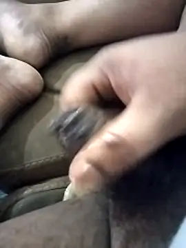 Curvy Pounder online show from 9, 4, 2026