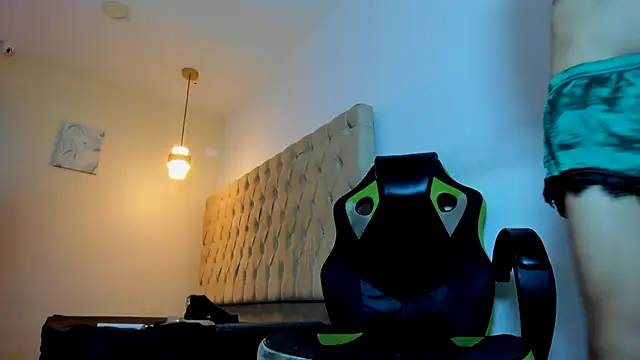 Darkknightx01 online show from 9, 10, 2025