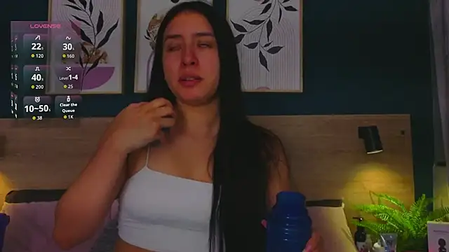 SarahMiler  online show from 27, 11, 2025