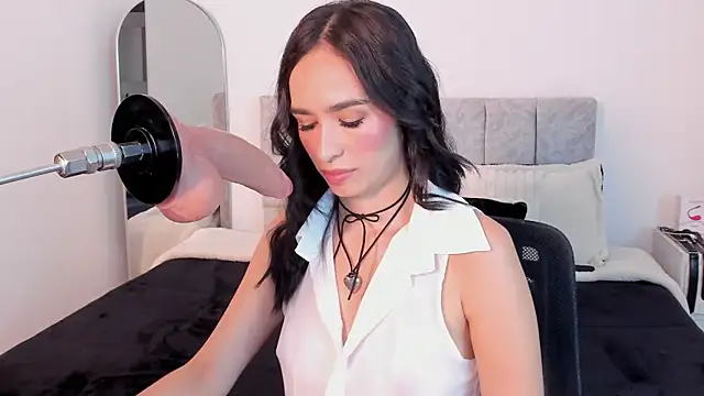 Taylormaxwell online show from 6, 10, 2025