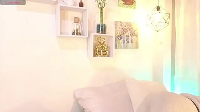 Samaraa Smith online show from 24, 2, 2026