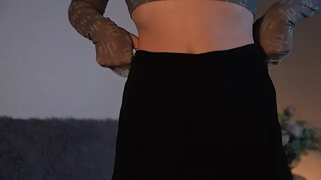 ywixos online show from 13, 10, 2025